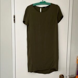 Quince Stretch Tee Olive Green Dress